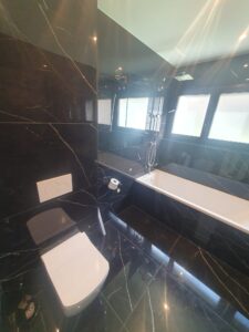 7e4b86a9 d71b 41a3 9176 5b950f6bf100